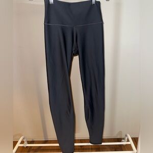 ALO Yoga High-Waist Airlift Anthracite Leggings (S)